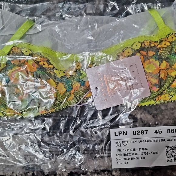 Savage x Fenty 34B Sweetheart lace balconette bra. Wild bunch floral pattern - Picture 3 of 4
